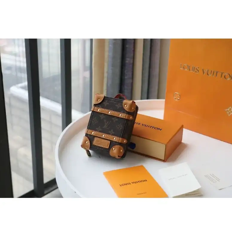 Fashion Reps 2101SH0027 LV Bags 0507